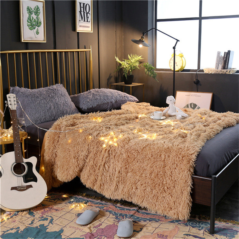 Double-layer long plush blanket