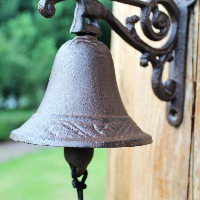 Doorbell with cast iron plate
