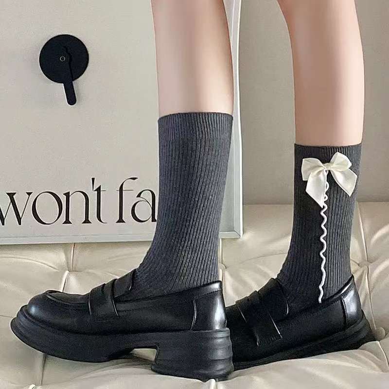 Women's Coquette Ribbed Crew Socks With Satin Bow & Wavy String, Cute Bow Accent Knit Socks For Preppy & Balletcore Style