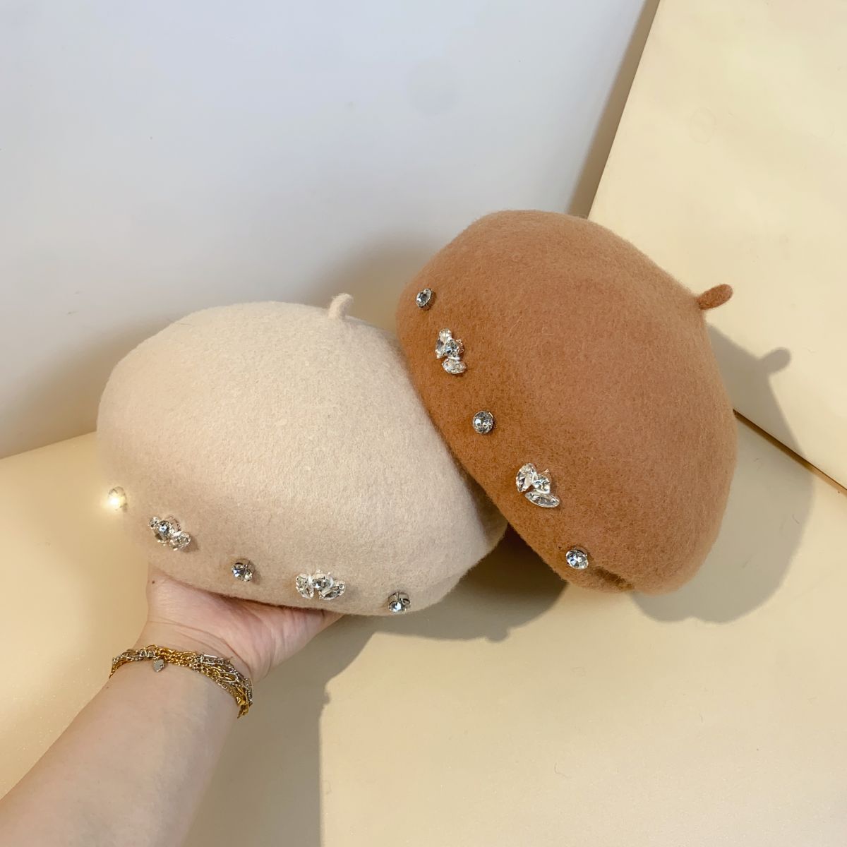 Women's Autumn And Winter British Rhinestone Wool Beret