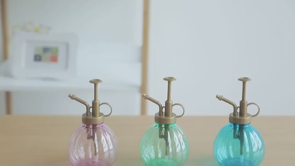 Plastic Watering Can Color Pumpkin Watering Device
